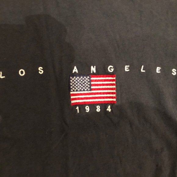 Brandy Melville Los Angeles Top - Picture 3 of 3